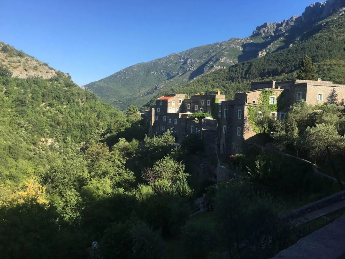 Castelletto With Mountain View Apartment Colletta